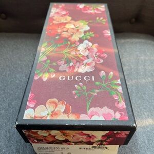 Supreme Floral Box with Multicolor Design